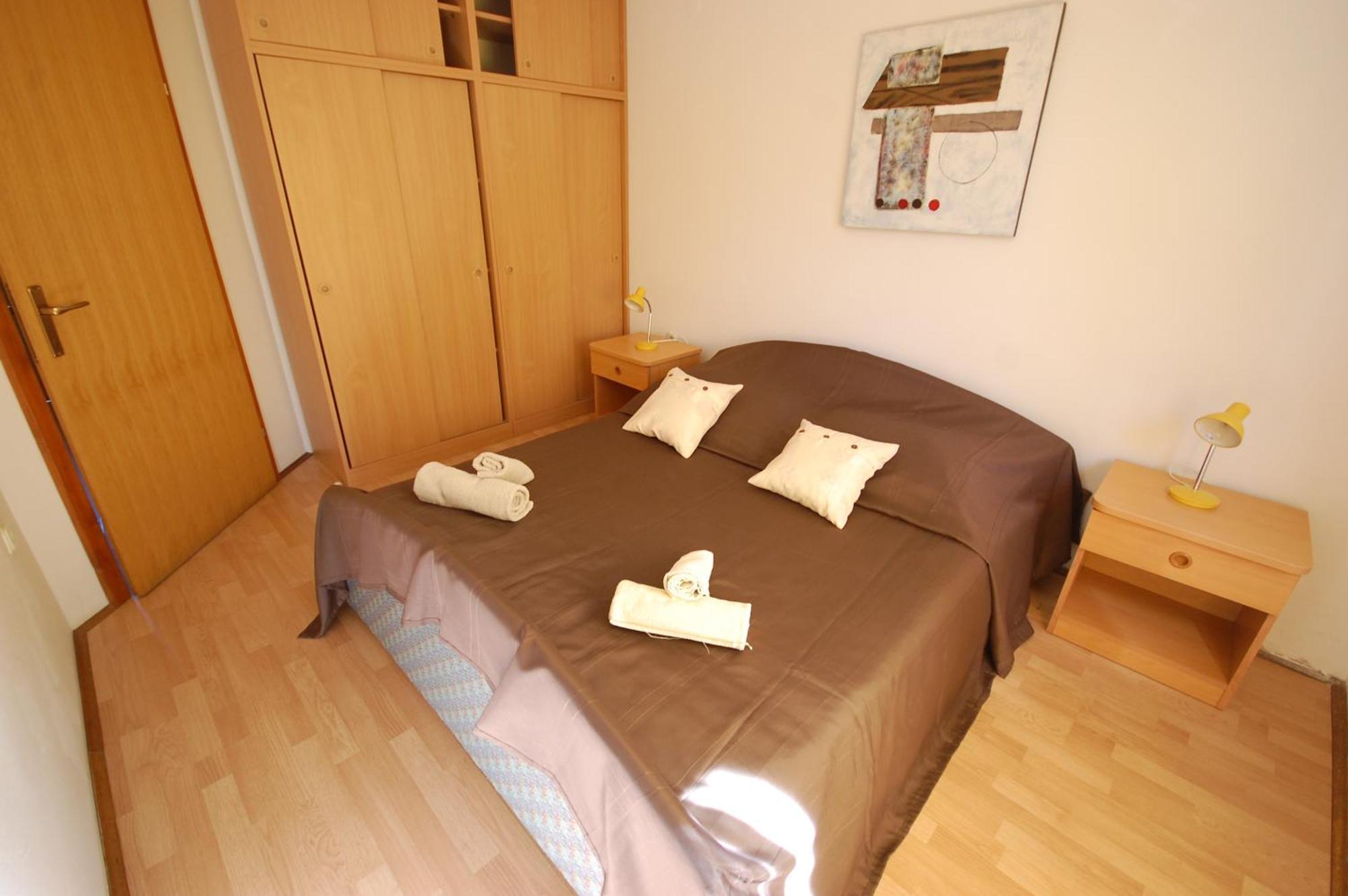 Apartments Daidzic By El-Pi Tours Njivice Bagian luar foto